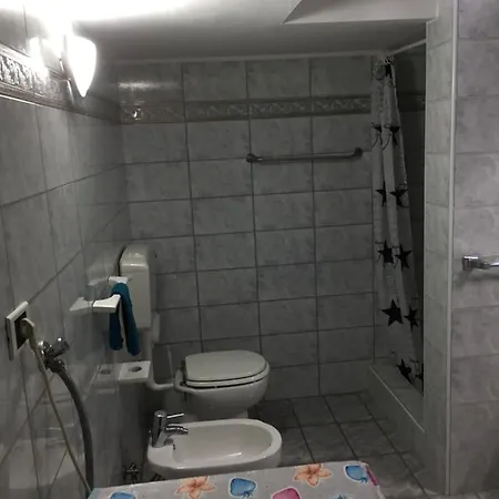 Casa-lisa Seminterrato Apartment Miggiano